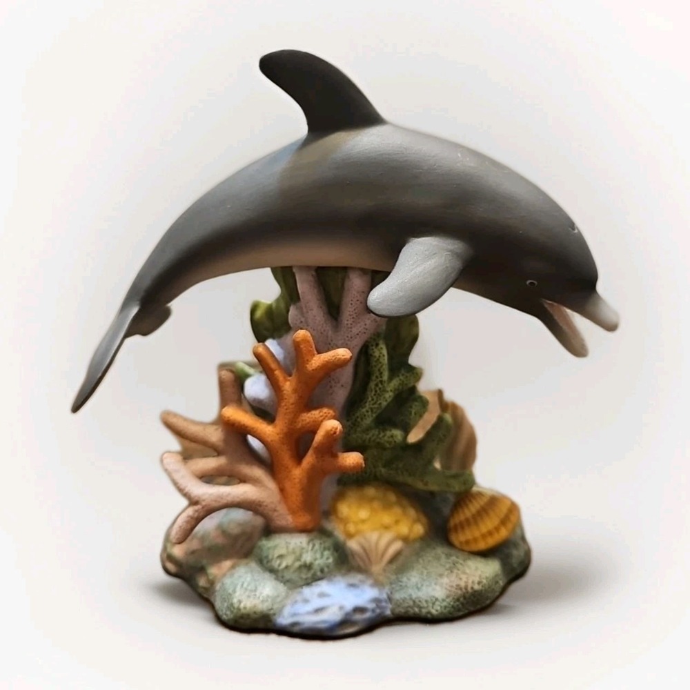 Lefton Dolphin‎ Figurine Coral Reef Porcelain Ocean Decor 90s Decor Hand Painted